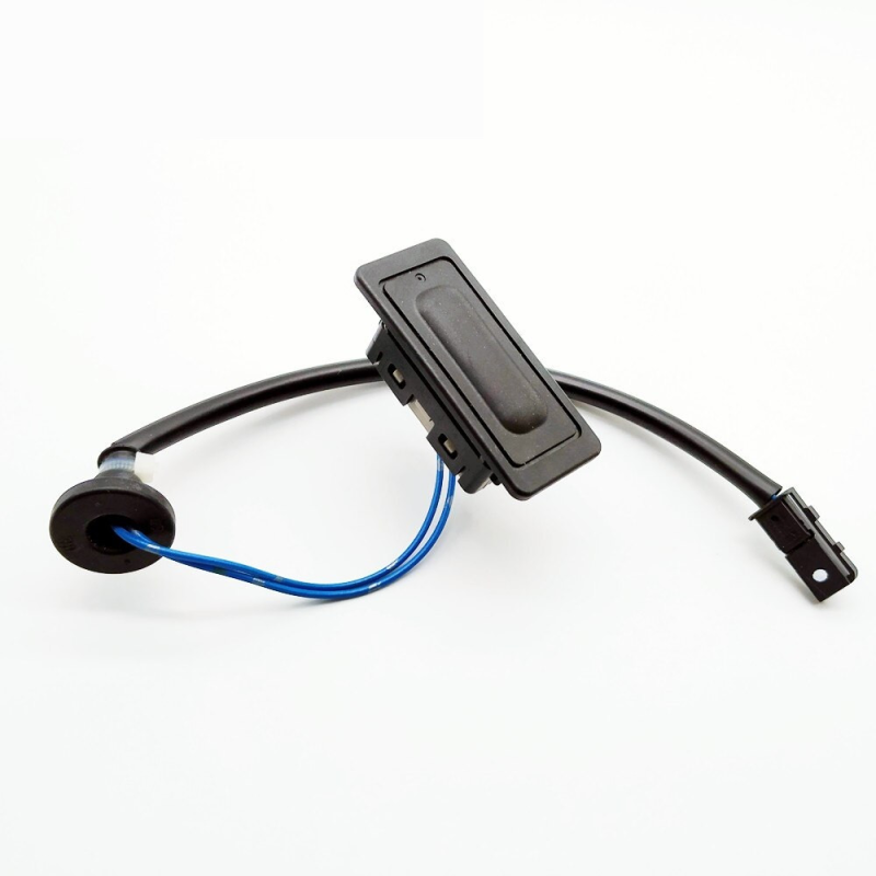 Кнопка багажника Chevrolet CAPTIVA C140 2006-2015