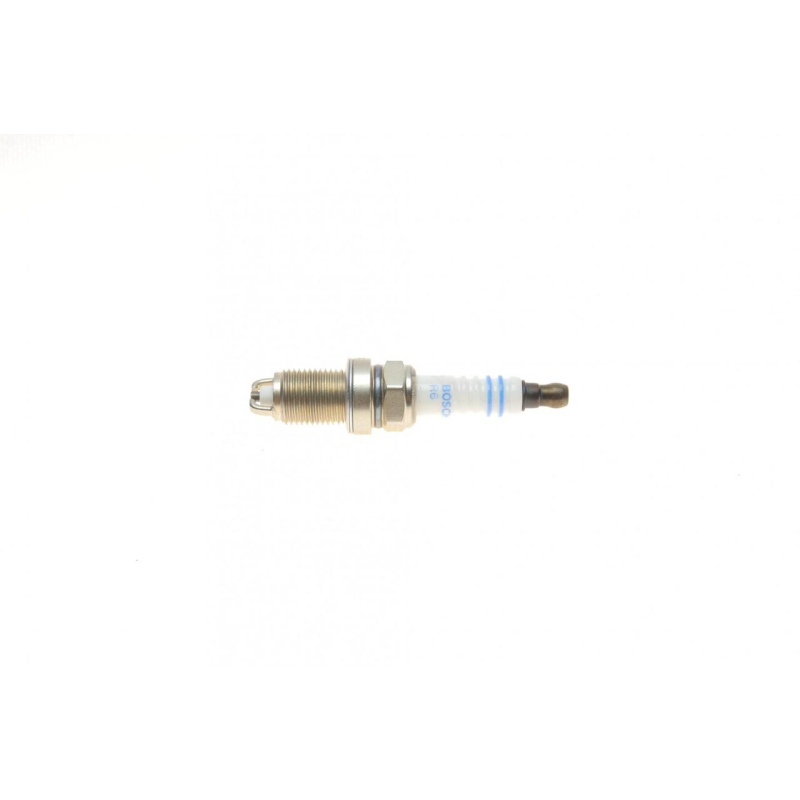 Свічка запалювання (Plus Yttrium) Volkswagen Passat B6 2005-2010 Свічка запалювання (Plus Yttrium) Volkswagen Passat B6 2005-2010